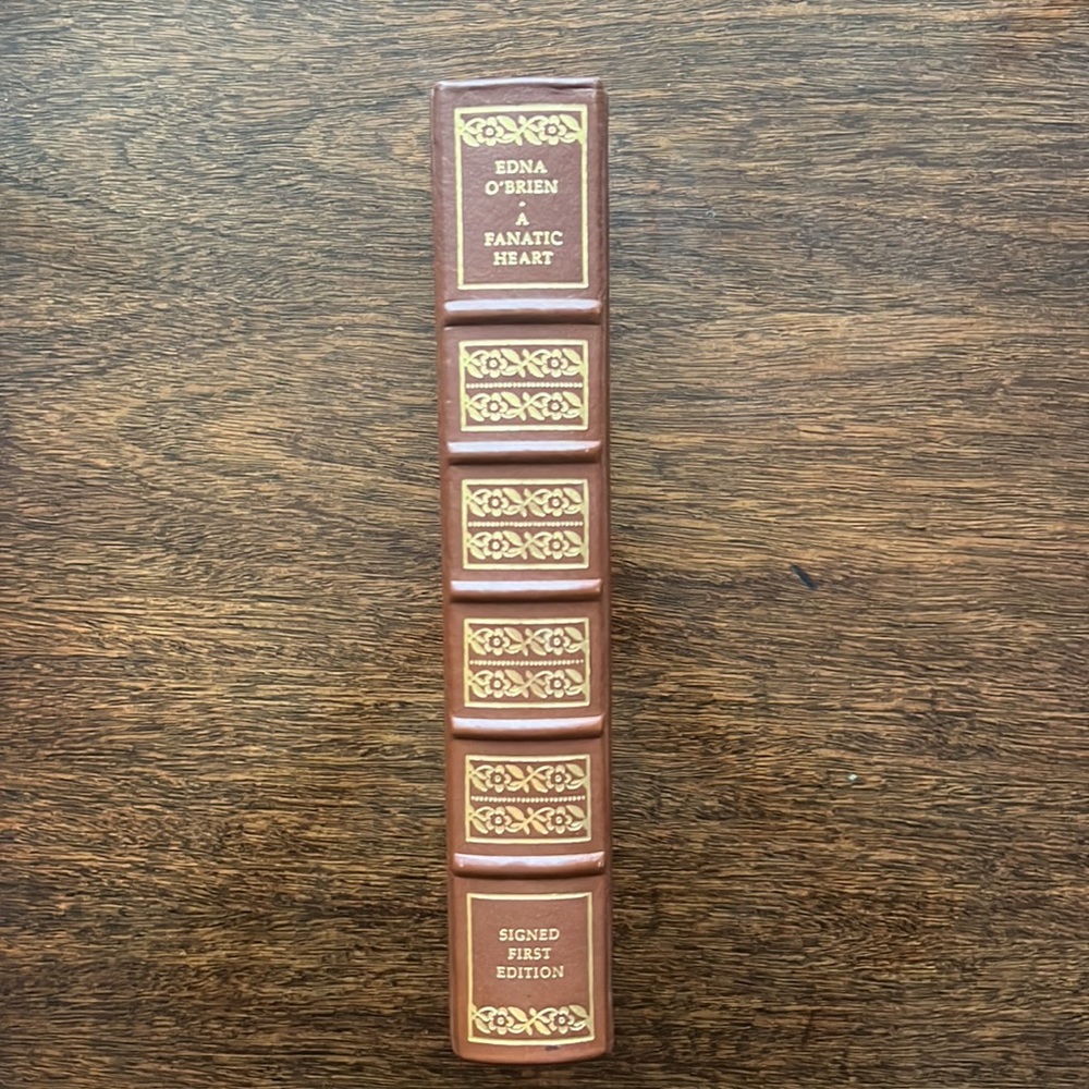 A Fanatic Heart  by Edna O’Brien -- First  Franklin Library edition hardcover